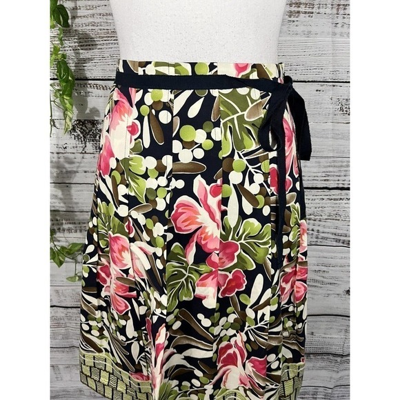 Talbots Skirt sz 6 Petite Pink Green Floral Tropical Knee Pleated Cottage Core - Picture 2 of 11